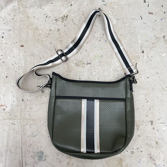 Haute Shore Blake Crossbody Bag Olive Green Neoprene - Picture 2 of 4